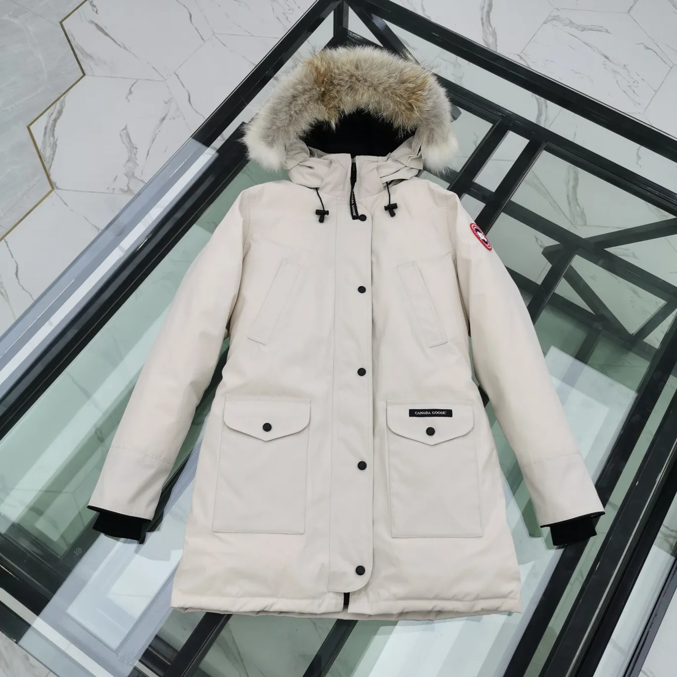 P720 CANADA GOOES Big Goose 07 model off-white tile map